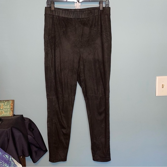 Free People Vegan Suede Skinny Pant Elastic Waist Size Medium - Picture 1 of 9